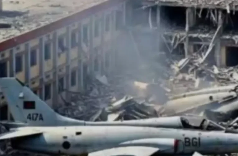 Bangladesh Air Force Jet Crashes Into Dhaka School | One Swip News
